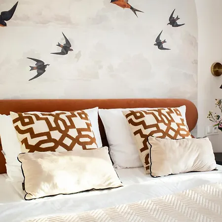 Royal Castle View Apartment *