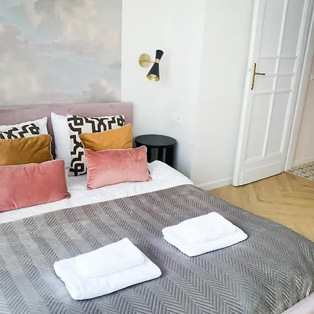 Royal Castle View Apartment Krakow